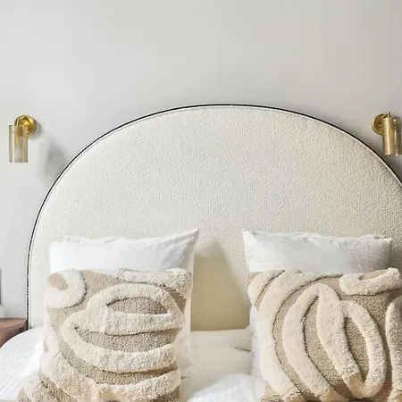 Luxury French Style: Champs-elysees Paris